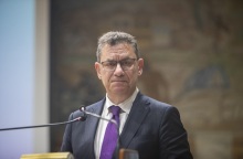 [353002] ΘΕΣΣΑΛΟΝΙΚΗ - ΑΝΑΓΟΡΕΥΣΗ ΤΟΥ ΑΛΜΠΕΡΤ ΜΠΟΥΡΛΑ ΣΕ ΕΠΙΤΙΜΟ ΠΡΟΕΔΡΟ ΤΟΥ ΣΥΝΔΕΣΜΟΥ ΦΙΛΙΑΣ ΕΛΛΑΔΑΣ- ΙΣΡΑΗΛ