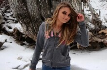 H Gabrielle «Britney» Ujlaky είναι το θύμα της δολοφονίας - Εδώ σε παλαιότερη φωτογραφία στα χνιόνια