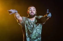 Ο Drake στοιχημάτισε πάνω από 1 εκατ. δολάρια στον τελικό του Super Bowl