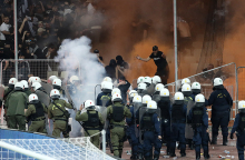 Κύπελλο Ελλάδος 2022 - ΟΑΚΑ: Επεισόδια στον αγώνα ΠΑΟ - ΠΑΟΚ