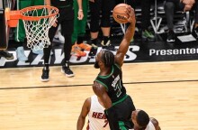 Ο Τζέιλεν Μπράουν