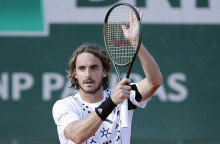 Άνετη πρόκριση για τον Στέφανο Τσιτσιπά στους «16» του Roland Garros