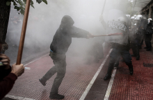 Επεισόδια μεταξύ φοιτητών και αστυνομικών των ΜΑΤ