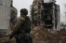 Ρωσία: Ρωσικά μμε έδωσαν στη δημοσιότητα βίντεο με δύο Αμερικανούς πολίτες που αιχμαλωτίστηκαν στην Ουκρανία	