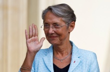 Η πρωθυπουργός της Γαλλίας, Ελιζαμπέτ Μπορν