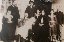 «Οι συνταγές της Λόπης» της Μιράντας Σοφιανού, που κυκλοφορεί από τις εκδόσεις Στεφανίδης