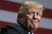 Ο Ντόναλντ Τραμπ δεν κρύβει την ικανοποίησή του για την κατάργηση της άμβλωσης στις ΗΠΑ