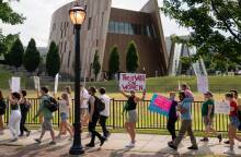 Αμερική: Διαμαρτυρία κατά της απαγόρευσης των αμβλώσεων