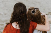 Πώς να στηρίξεις τους φίλους σου