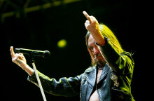 Στιγμιότυπο από τη συναυλία του Iggy Pop στην Αθήνα, στο φεστιβάλ Release Athens 2022