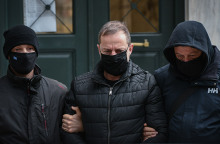 ΜΕΤΑΦΟΡΑ ΤΟΥ ΗΘΟΠΟΙΟΥ - ΣΚΗΝΟΘΕΤΗ ΔΗΜΗΤΡΗ ΛΙΓΝΑΔΗ ΣΤΟΝ ΑΝΑΚΡΙΤΗ 