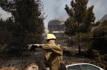 Φωτιά τώρα στη Βούλα