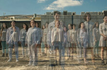 Οι «7 κόρες της Εύας» σε σκηνοθεσία Κώστα Φιλίππογλου στο Studio Μαυρομιχάλη