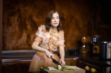 Ιζαμπελ Ιπέρ, The Glass Menagerie