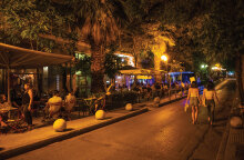 Δρόμος με κόσμος στο Παγκράτι