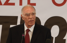 Βασίλης Λεβέντης