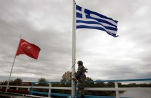 Ελλάδα και Τουρκία: Πώς βλέπει ο ένας τον άλλο σύμφωνα με κοινή δημοσκόπηση πολιτών και στις δύο χώρες	