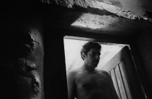 O Damien Bonnard στην "Βληχή" του Γιώργου Λάνθιμου