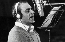 Η Xάρις Αλεξίου έστειλε μήνυμα στον Χρήστο Μάστορα για τον ρόλο του Καζαντζίδη