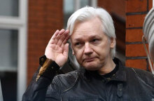 Τζούλιαν Ασάνζ