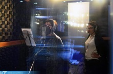 «Διαβάζω για τους Άλλους»: Η ομάδα εθελοντών που ηχογραφεί βιβλία