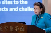 Η υπουργός Πολιτισμού Λίνα Μενδώνη κεντρική ομιλήτρια στο 6ο Taihe Forum στο Πεκίνο - Με τη συμμετοχή ακαδημαϊκών και εκπροσώπων  διεθνών οργανισμών.