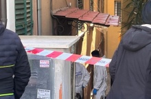 Κορδέλα της αστυνομίας στο σημείο όπου διέμενε ο δολοφόνος της 22χρονης φοιτήτριας από την Ιταλία