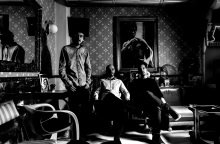 Συνέντευξη Yako Trio: Το jazz σχήμα από τη Θεσσαλονίκη μιλάει για το νέο του άλμπουμ «OdesSea», με τη συμμετοχή των James Wylie και Nicolas Masson στο σαξόφωνο.