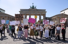 Τι συμβαίνει με τη διακοπή της κύησης στη Γερμανία: Το δικαίωμα στην άμβλωση και η αυτοδιάθεση του σώματος.