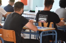 Δημόσια ΙΕΚ - Σχολείο