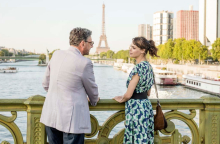 «Το μικρό βιβλιοπωλείο στο Παρίσι (Il materiale emotivo)» του Σέρτζιο Καστελίτο