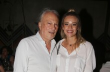 Ρόμπερτ Ουίλιαμς: Με τον δικό της τρόπο θέλησε να αποχαιρετήσει η κόρη του Ιλένια τον πατέρα της, που «έφυγε» από τη ζωή σε ηλικία 73 ετών την Κυριακή.