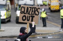 Διαμαρτυρία οπαδών της Γιουνάιτεντ κατά των Γκλέιζερς