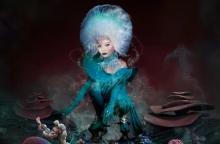 Björk: Δείτε το βιντεοκλίπ για το νέο τραγούδι «Atopos» από το καινούργιο της άλμπουμ «Fossora» που κυκλοφορεί στις 30 Σεπτεμβρίου