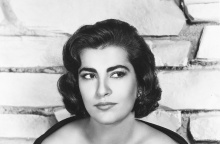 Ειρήνη Παπά