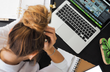 Quiet quitting: Με ποιον τρόπο η γενιά Ζ παραιτείται από τη δουλειά;