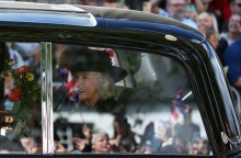 Καμίλα, η βασιλική σύζυγος της Βρετανίας