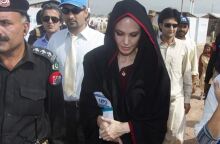 Στο Πακιστάν και τις περιοχές που επλήγησαν από τις πλημμύρες η Αντζελίνα Τζολί