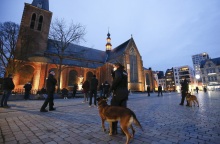 Συναγερμός στο Βέλγιο: Βρέθηκε αυτοκίνητο με όπλα έξω από το σπίτι του υπουργού Δικαιοσύνης - «Δε θα ενδώσουμε στη βία», δηλώνει ο Βίνσεντ Βαν Κουίκενμπορν.