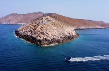 Περγάρι, Νεράιδα, Οξυά, Ακρωτήριο Ταίναρο, Τέμπη Νάστου, Χαράδρα του Χάρου, Πέρασμα Νιάλας, Μονή Σπηλιάς, Τρία Σύνορα, πρωταγωνιστούν σε νέο βίντεο του Travel Inspiration.