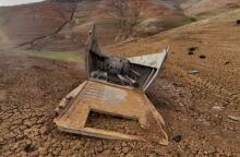 Το «Ghost Boat» αναδύθηκε από το βυθό της λίμνης Σάστα