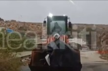 Διάσωση με μπουλντόζα στην  Κρήτη