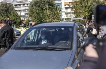 Η εισαγγελία Πρωτοδικών ζήτησε τη διενέργεια έρευνας για να διαπιστωθεί εάν και άλλα παιδιά της οικογένειας της 12χρονης από τον Κολωνό είχαν κακοποιηθεί. 