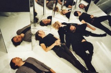 Συνέντευξη The Black Angels: Ο τραγουδιστής του psychedelic rock συγκροτήματος, Alex Maas, μιλάει στην ATHENS VOICE για το νέο άλμπουμ «Wilderness Of Mirrors», τη μουσική και τη ζωή του