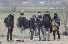 Σύροι πρόσφυγες στα σύνορα της Τουρκίας