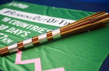 Σκυταλοδρομία Running Out of Time: Πέρασε τα ελληνικά σύνορα ο μεγαλύτερος αγώνας για το κλίμα που έχει γίνει ποτέ - Η διαδρομή ανέρχεται σε 7.767 χιλιόμετρα.