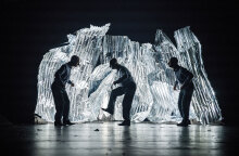 Από την παράσταση ELENIT του Ευριπίδη Λασκαρίδη