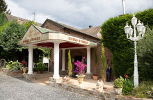 Ο μουσικός παραγωγός Dieter Dierks μιλάει για την πρωτοβουλία «Music Against War» κατά του πολέμου στην Ουκρανία και μας ξεναγεί στα ιστορικά studio ηχογραφήσεων στην Κολωνία