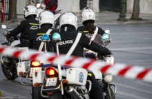 Αστυνομικοί των ομάδων «Ζ» και ΔΙ.ΑΣ. έστησαν μηχανοκίνητη «γέφυρα ζωής» για την ταχεία μεταφορά παιδιού σε νοσοκομείο της Θεσσαλονίκης. 