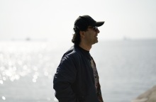 Συνέντευξη Φατίχ Ακίν: Ο σκηνοθέτης μιλάει στην ATHENS VOICE για τη νέα του ταινία «Το χρυσάφι του Ρήνου», το σινεμά και τη ζωή του.